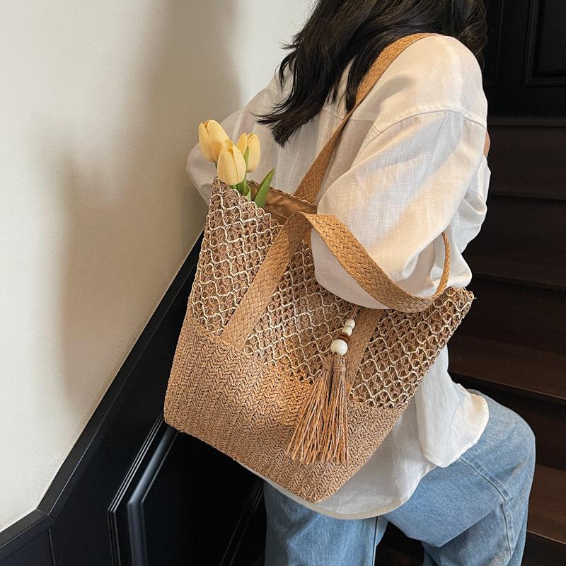 Summer Grass Woven Bag Women's 2025 New Fashion Large-capacity Commuter Tote Bag Seaside Vacation Beach Bag
