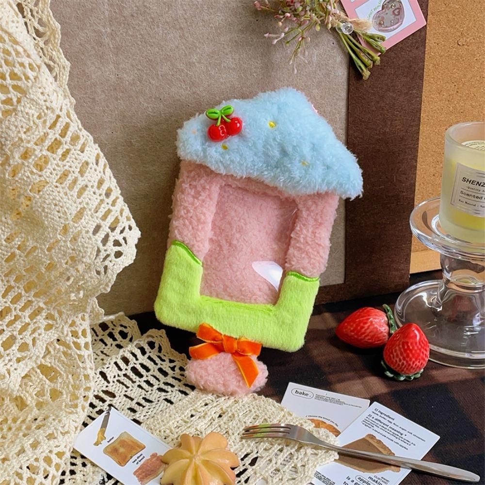 

Cute Cartoon Card Holder Portable Keychain Pendant Kpop Idol Photo Holder ID Card Sleeve for Credit ID Bank Card Bus Card