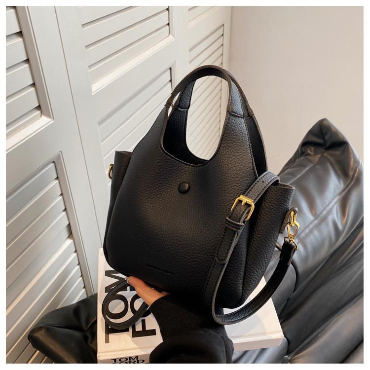 Chic Women's Spring Summer 2023 New Fashion Shoulder Bag Casual Handbag