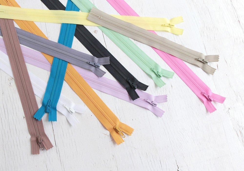 Flat Knit Pack of Milky White Y.K.K Zippers, 20cm, 10, (FN20-841)