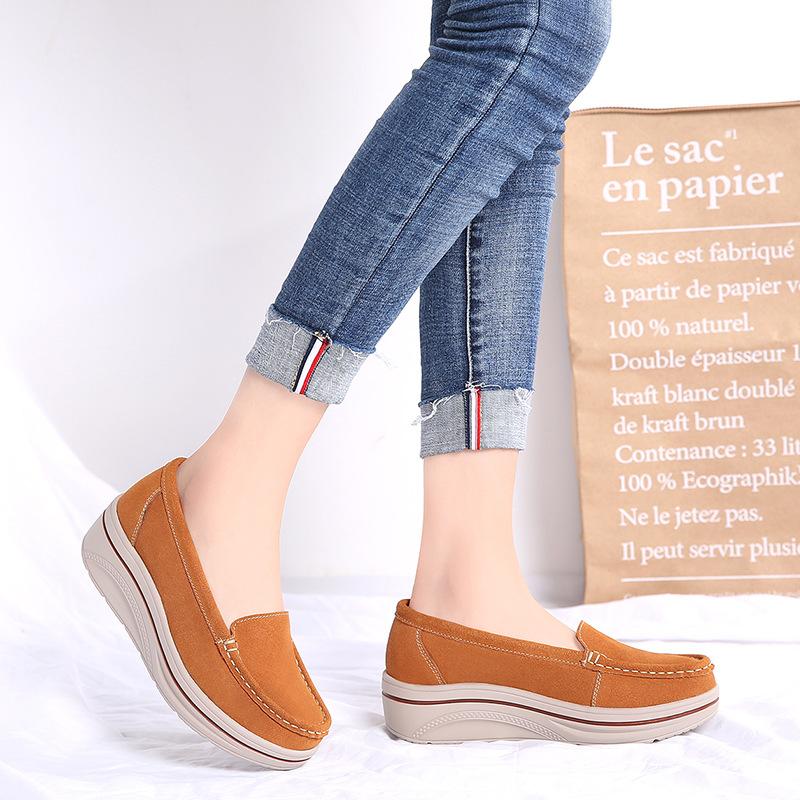 Nye fritidssko for kvinner Slip On Loafers Mote Komfortabel pustende kvinnelig plattform Høydeøkende fottøy