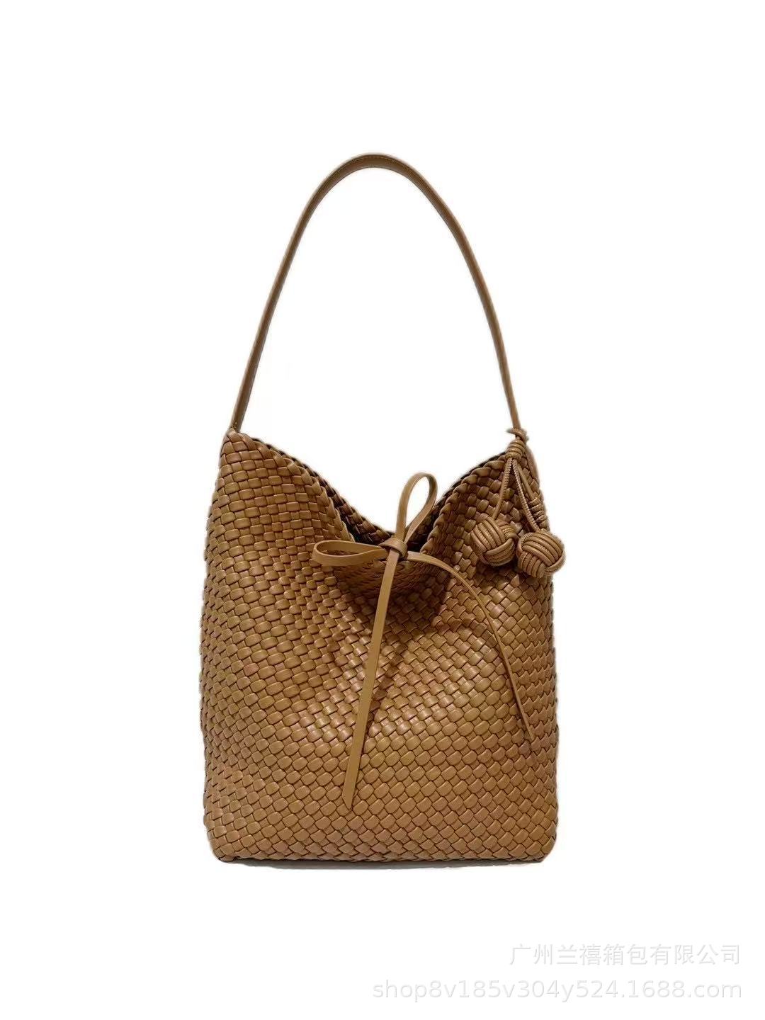 Premium Hand-Woven Bag Large Capacity Shoulder Tote Bag Underarm Bag Bucket Bag Mother Bag Tide