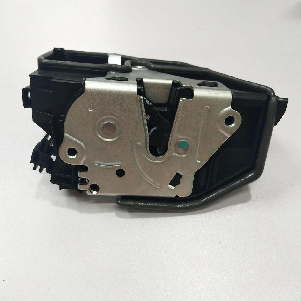 BMW E90 E60 E81 Front Right Door Lock Actuator