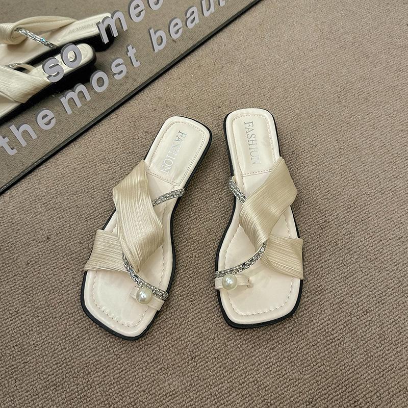 Fashion Summer Women Slippers 2025 Pearl Fashion Flat Clip Toe Flip Flops Outdoor Casual Non-slip Beach Slipper Female Square Toe Sandal