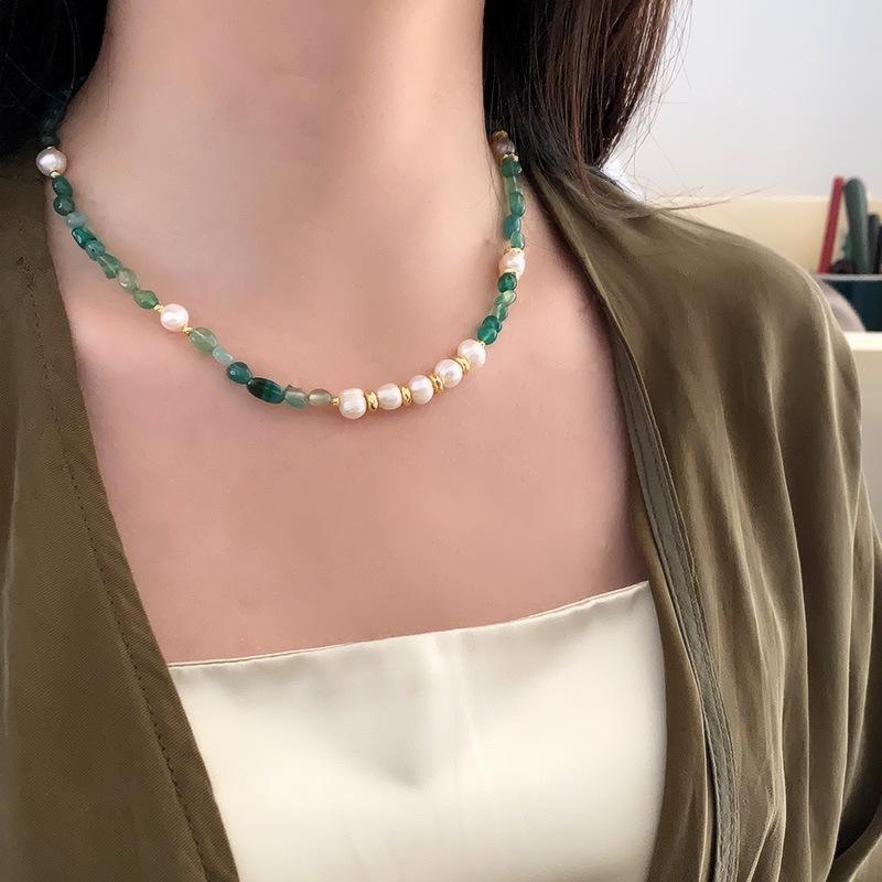 Natural Aventurine Pearl Necklace: High-End Green Crystal Choker for Women In Ancient Literary Style