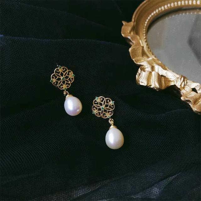 Lace Design Emerald Zircon Flower Window Light Luxury Retro Natural Pearl Silver Needle Earrings Water Drop Earrings Hollow