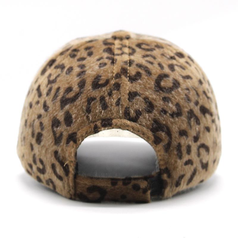 Hat Female Sexy Leopard Print Baseball Cap Retro Personalized Cap Versatile Thickened Warm Student Hat