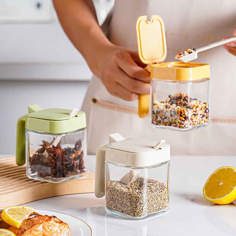 Glass Seasoning Box Set: Separate Storage for Salt, Sugar, MSG in Sealed Jars with Spoons