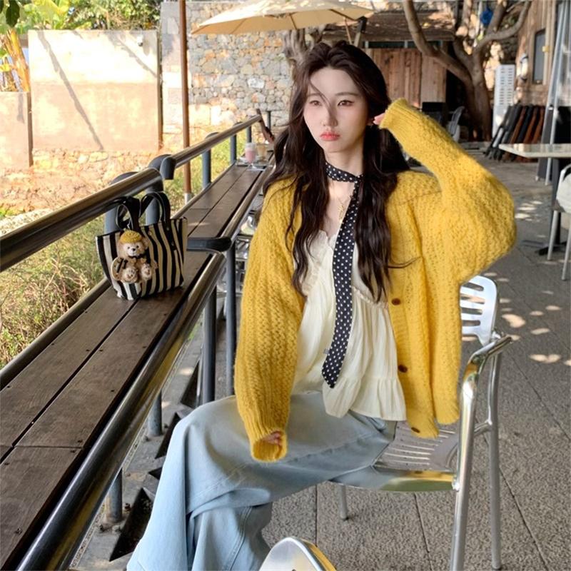 

Французский милый стиль полый желтый женский вязаный кардиган, весенне-осенняя новая ленивая модная куртка свободного кроя 7052# one size fits all жёлтый