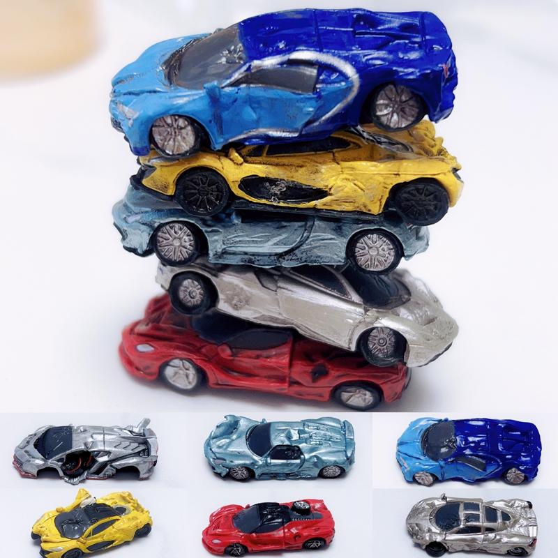 Іграшки-капсули Magaido Симуляція Мініатюрна модель Спортивний автомобіль Занедбана сцена Декорація Підвіска Gashapon діти дорослі Іграшки