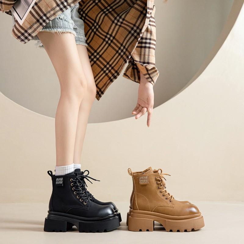 

Индивидуальные ботинки Мартин женские 2025 новые кожаные в британском стиле на платформе короткие ботинки для маленьких женщин ретро универсальные ботинки 34