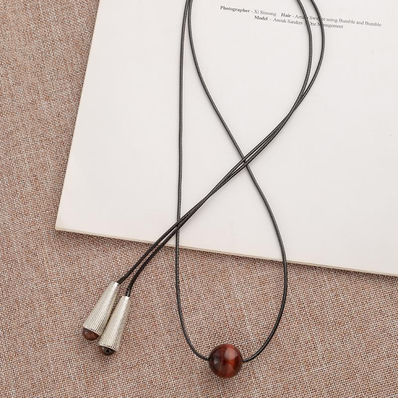 2025 Fashion Leather Cord Clavicle Necklace - Women's High-End Luxury Pendant Chain Accessories