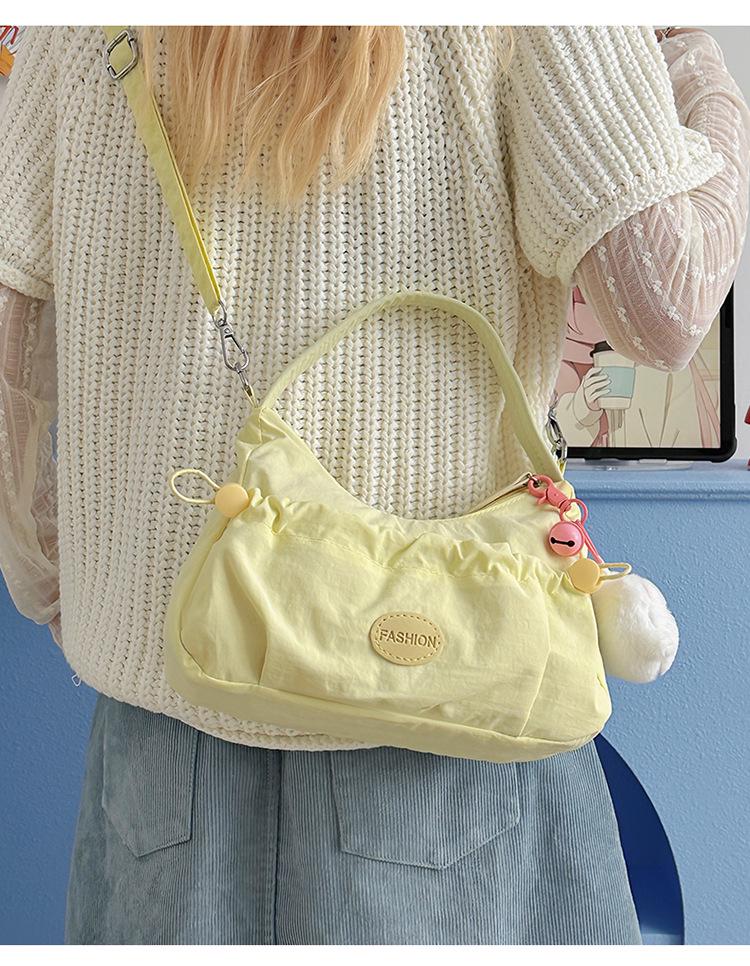 Niche Dumpling Bag: Stylish, High-Quality Casual Crossbody with Girly Design