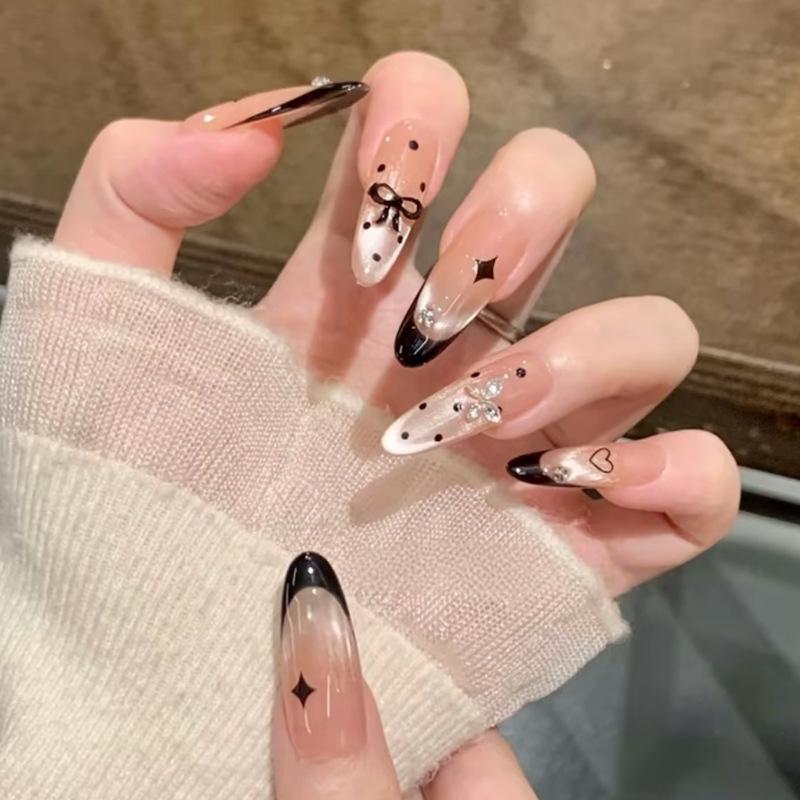 Xiaohongshu Handmade Red Floral Nail Art: Wearable, High-End Whitening Nail Tips Stickers