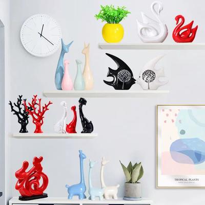 Deko & Wohnaccessoires – Statuetten