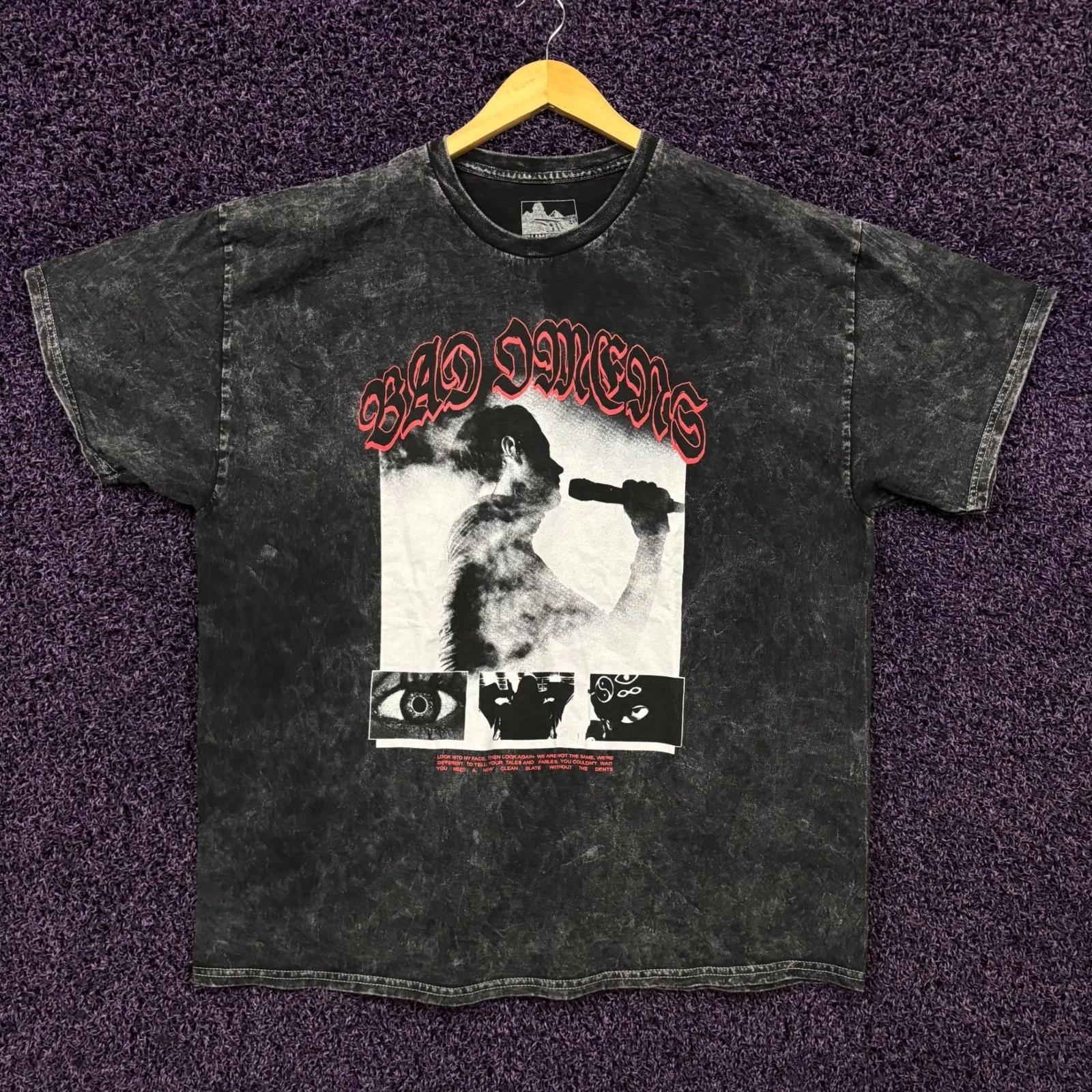

Bad Omens Live! Acid Wash T-shirt size XXL 4XL