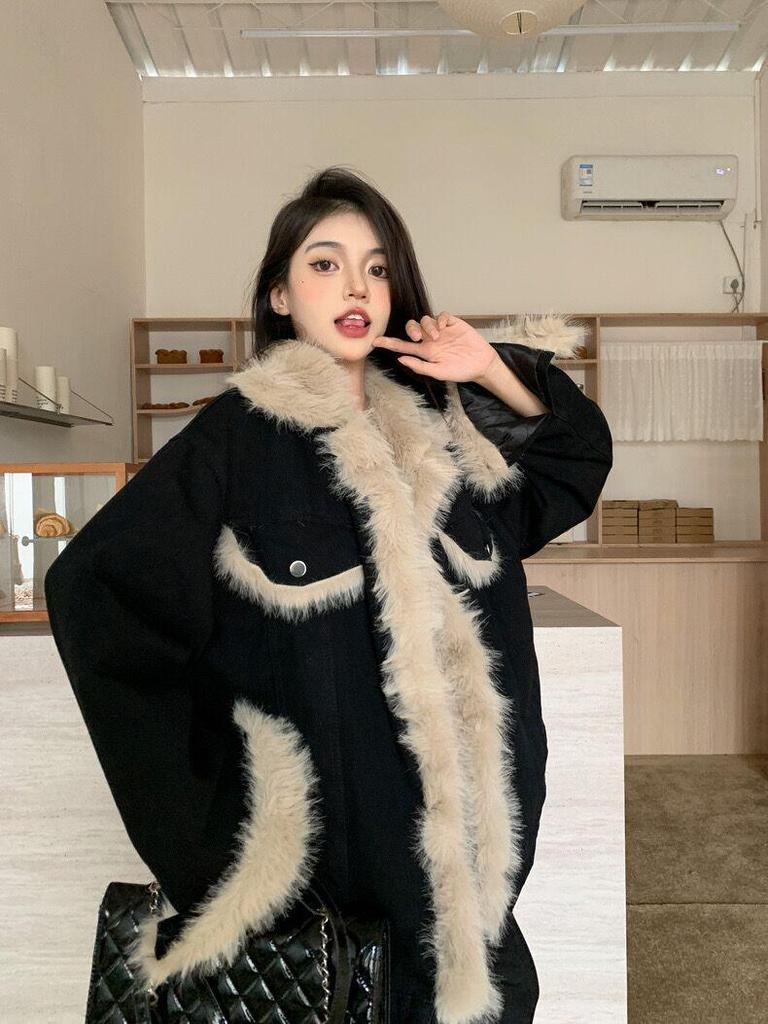 Women's Retro Patchwork Lamb Wool Denim Jacket, Winter Warm Loose Fit.