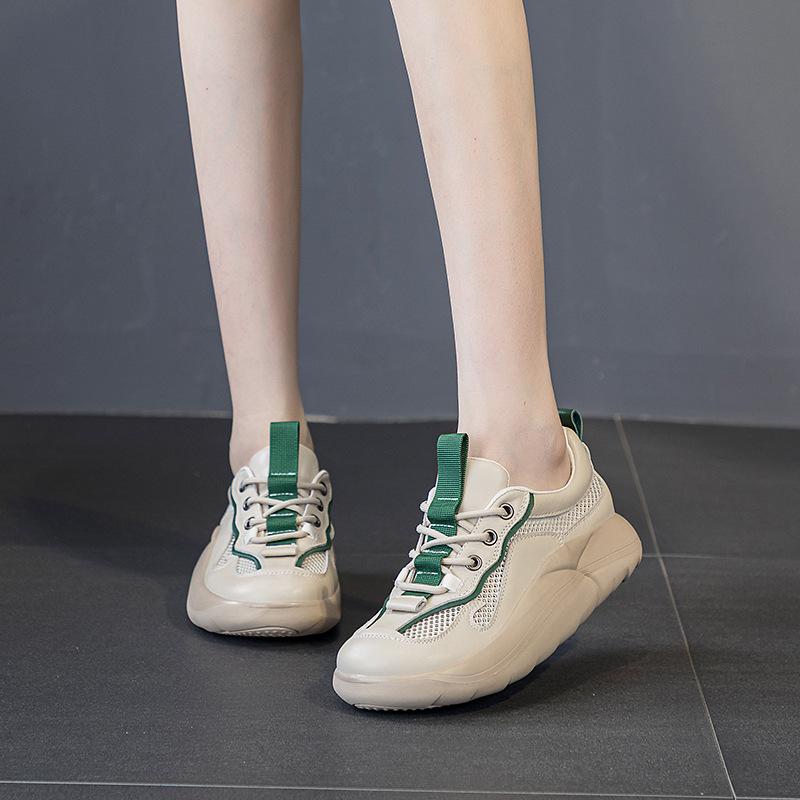 The New Breathable Perforated Sandals Are Versatile Women's Sports and Casual Shoes