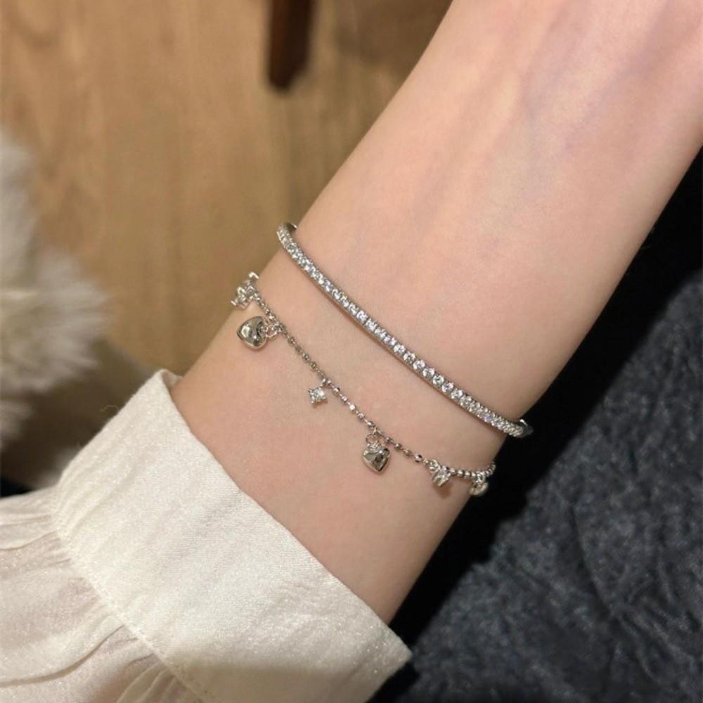 Zinc Zinc Alloy Gold Bracelet Bead Charm Hand Chain Exquisite Heart Bracelet Women