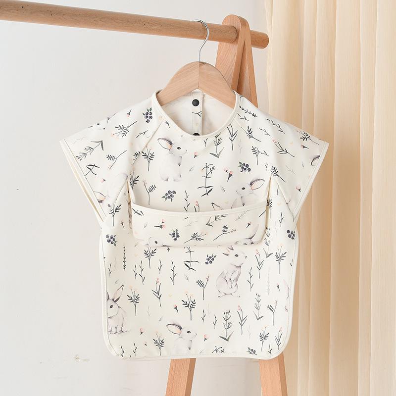 Dwustronny śliniaczek niemowlęcy bez rękawów w stylu koreańskim: Wodoodporny i odporny na zabrudzenia do karmienia