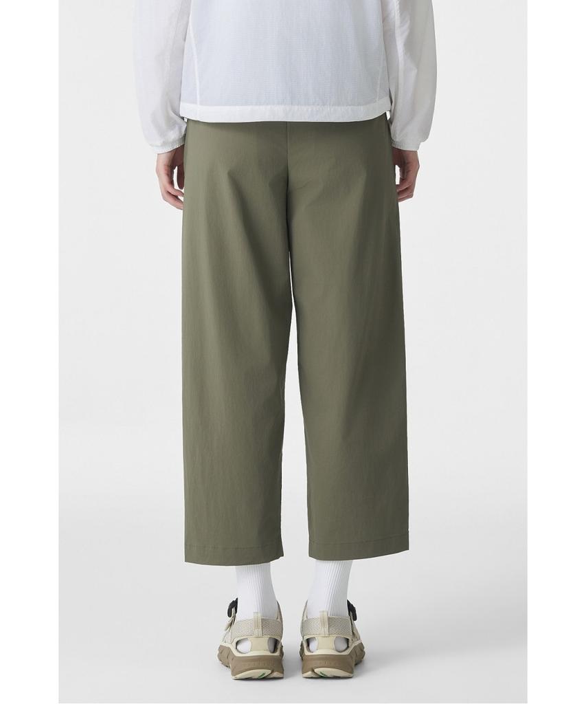 Koolongseupocheu Women'S Tapered Fit Crop Pants Tvpnm26502Gkh