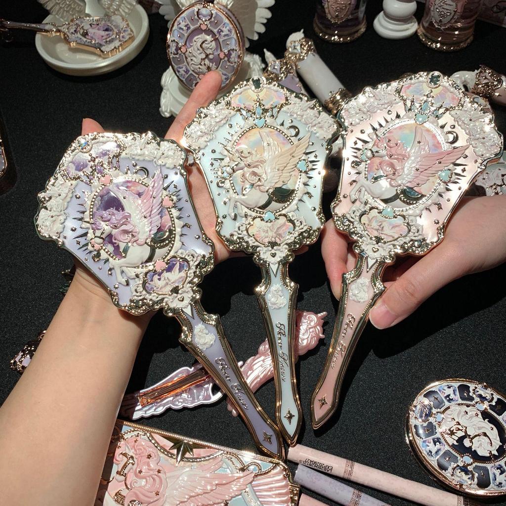Hua Zhi Xiao Unicorn Series Heart Makeup Mirror – Girly Handheld Design