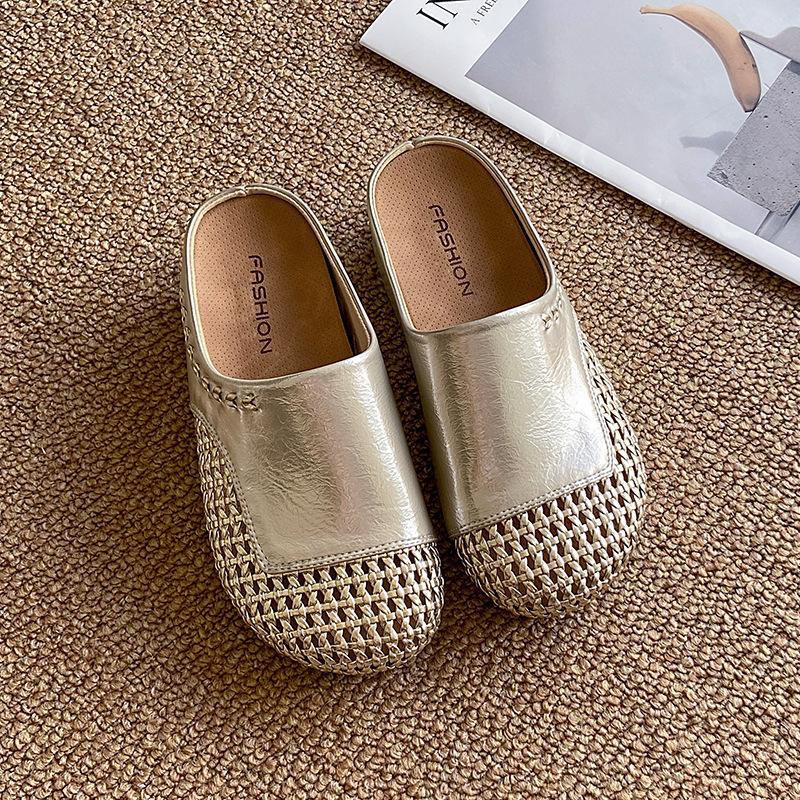 Summer breathable soft-soled outer wear Roman shoes fashionable casual weaving hollow hole to increase height fashionable cool slippers women