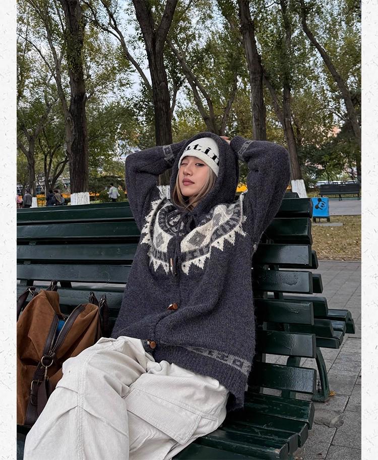 Unisex Heavyweight Hooded Cardigan Sweater - High-End Knit for Autumn/Winter