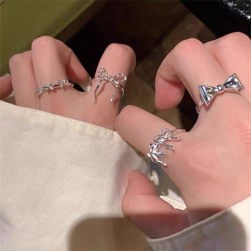 Irregular Three-dimensional Bow Ring with Female Niche Design, Adjustable Index Finger Ring, Korean Style Internet Famous Ring