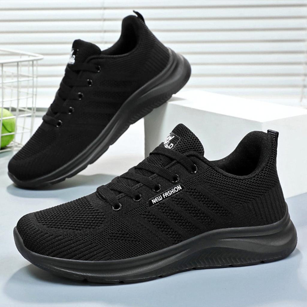 Spring New Simple Men's Shoes Pure Black Sports and Leisure Shoes Light and Breathable Couple Flying Woven Shoes