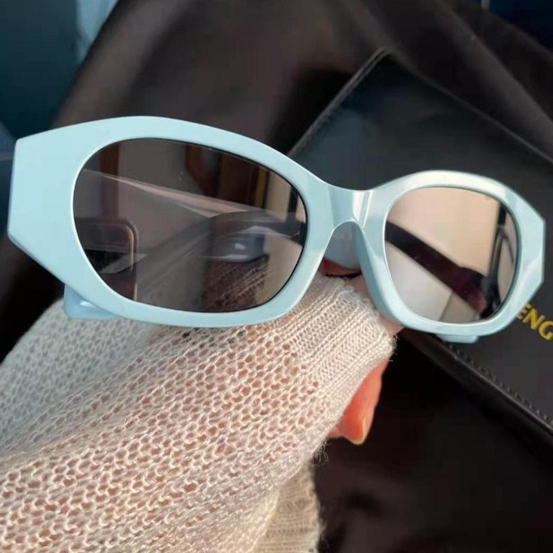 Classic Small Womens Sun Glasses Glasses Men Elegant Vintage Circular Ladies Oval Sun Eyeglasses Trendy Designer Style Style Eyewear Female