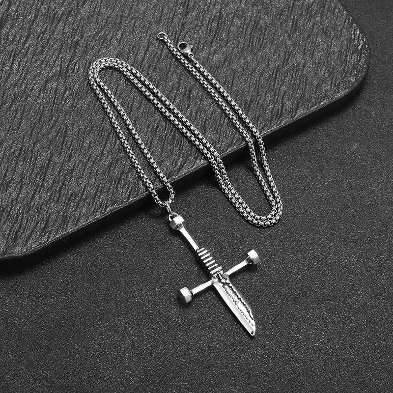 Retro Broken Sword Necklace Trendy Men Personality Made of Old Imitation Thai Silver Broken Sword Cross Pendant Mens Collarbone Chain