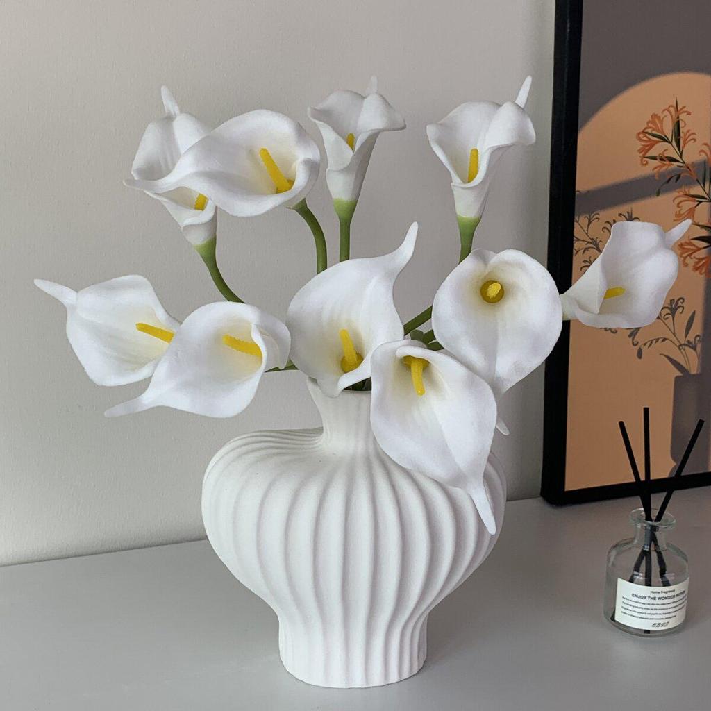 High-End Realistic White Calla Lily Artificial Flower Arrangement for Indoor Decoration - Perfect for Living Room or Dining Table