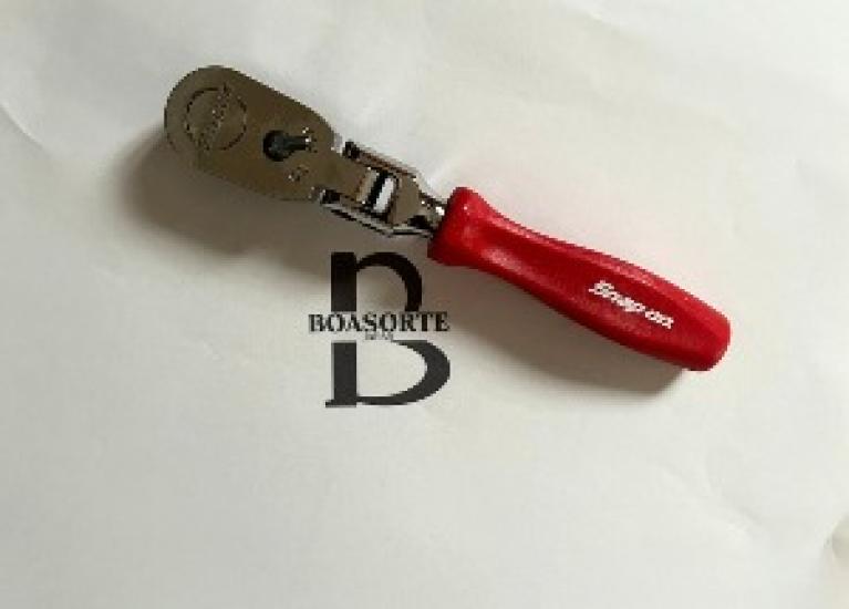 

Snap-on Tools Red 3/8 Drive Stubby Length Flex Ratchet FHKFD80A NEW-JM