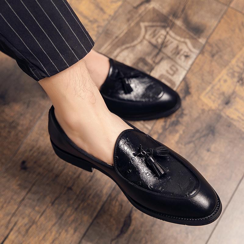Men's pointed loafers Fashionable British style Wedding party outdoor leisure business walking flat bottomed men's shoes