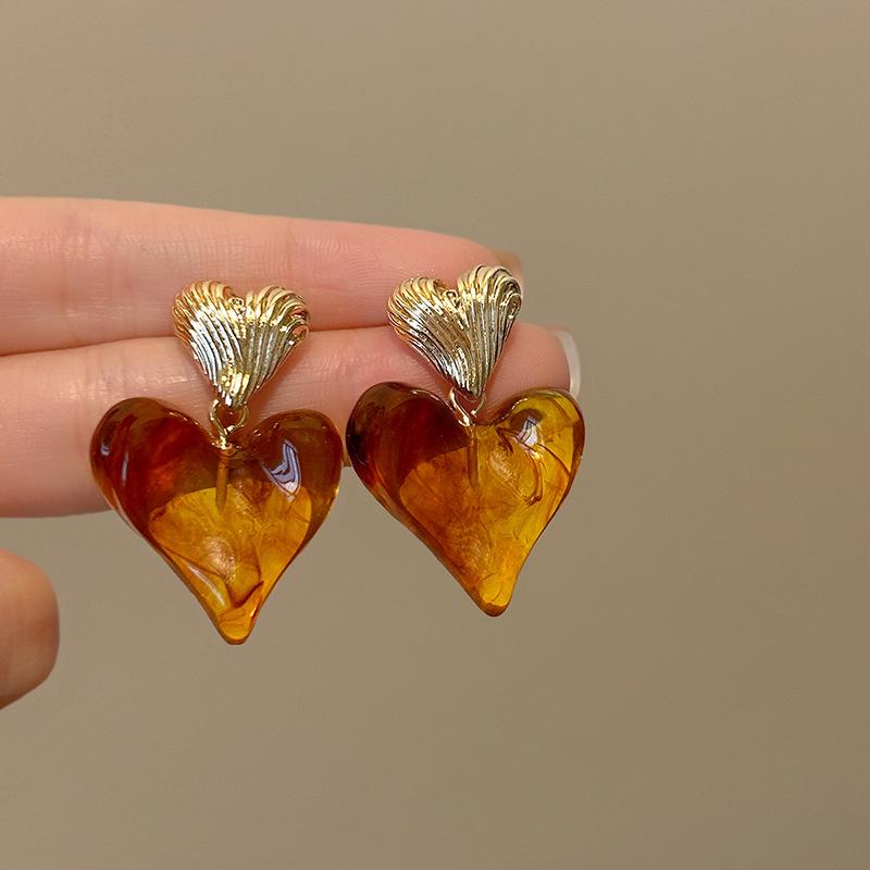 Faye Wong Pink Shrimp Cracker Earrings 2025 Year of the Snake Spring Festival Studs - European and American High-End Fashion.