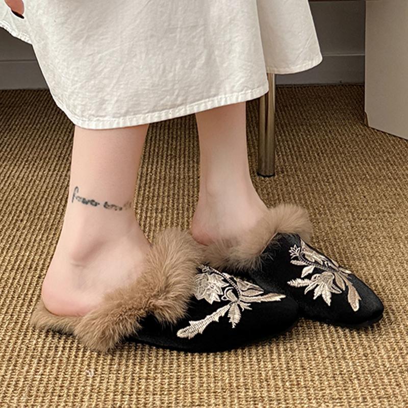 

Мех Женские Хлопковые Тапочки Балетки Слингбэки Мюли Обувь Платье Короткий Плюш Женские Ботинки 2025 Зима Новые Уютные Chaussure Femme 42 чёрный
