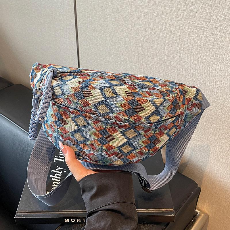 Retro Ethnic Style Walking and Running Sports Chest Bag for Women New High-end Niche Crossbody Mobile Phone Waist Bag