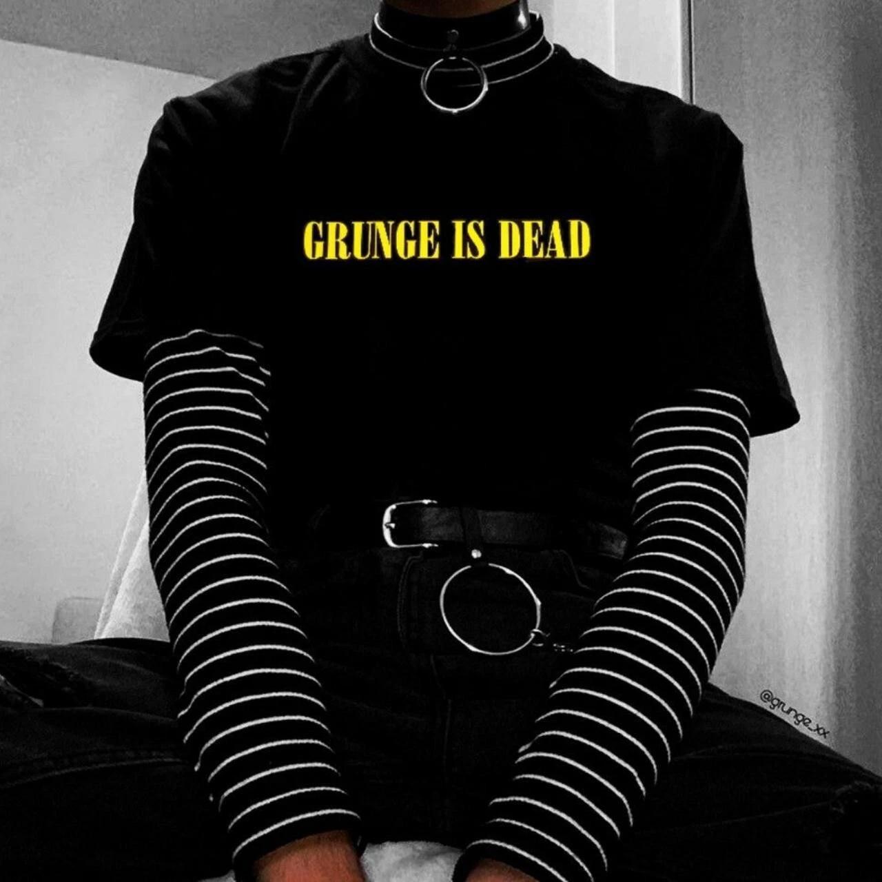 Grunge Is Dead Gothic Alternative Punk Rock Emo Occult Kurt Cobain T-Shirt 3XL
