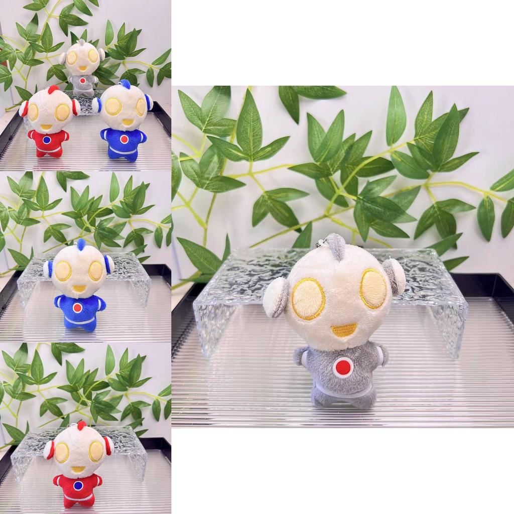 Entzückender Cartoon Plüschpuppen Schlüsselanhänger mit Ultraman Stofftier für Taschen und Schlüssel