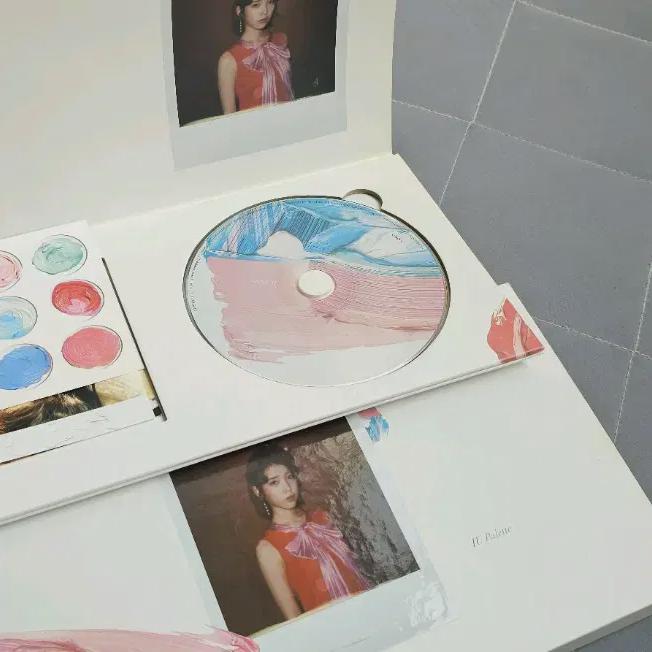 

IU Альбом палитры