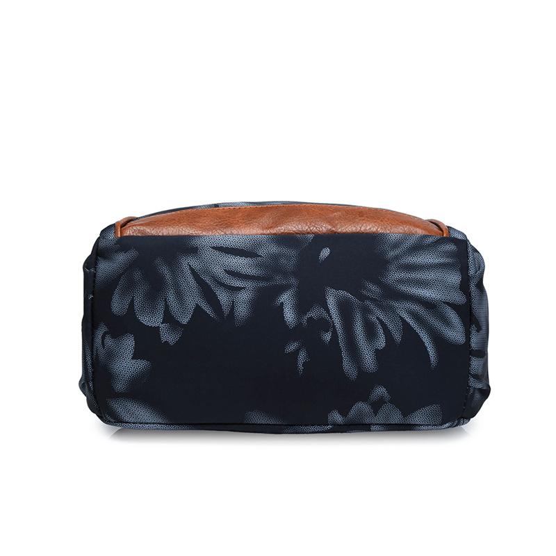 Women's Print Backpack Large Capacity Travel Backpack Lightweight Student Schoolbag