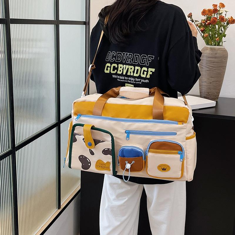 New Korean-style fitness bag, large capacity, fashionable and casual travel bag, suitable for short trips, sports, and yoga training for women