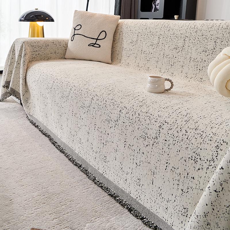 Prémiový potah na pohovku z žinylky: Univerzální deka pro celý rok 2024