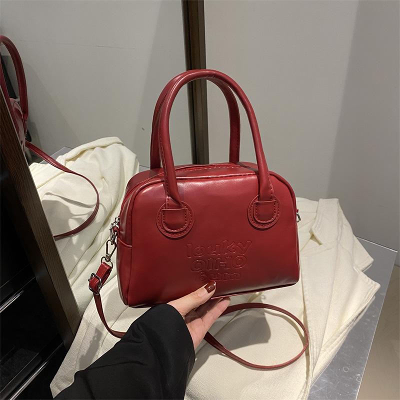 

2025 весна новая повседневная сумка высокая ценность текстура ретро большая вместимость женская портативная сумка-мессенджер Boston для женщин