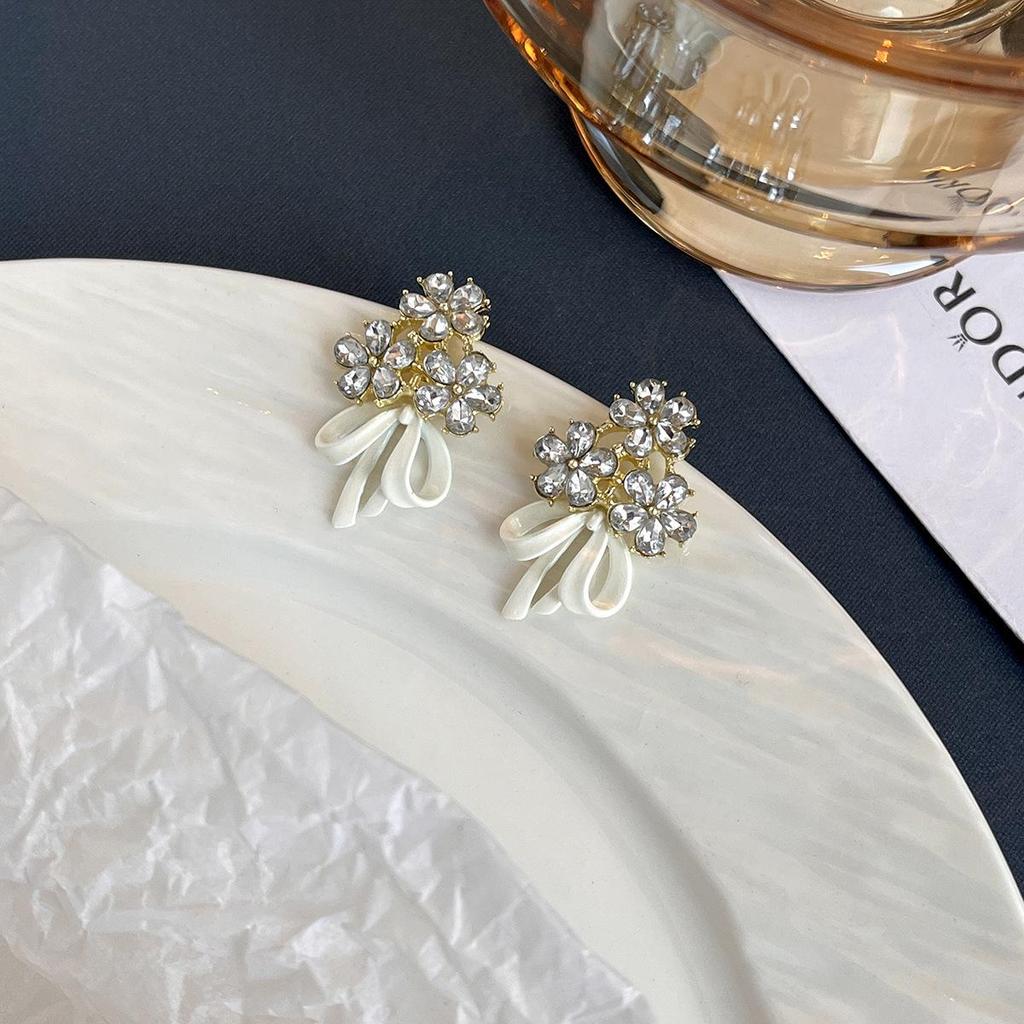 Exquisite Silver Needle Bow Tassel Stud Earrings: Women's Sweet Floral Light Luxury Jewelry