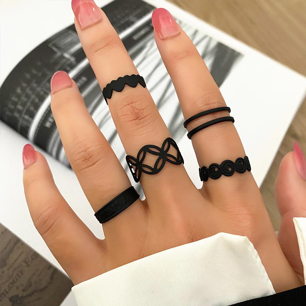 Adjust Hollowed Out Black Elegant Jewelry Feminine Charm Party Ring Set