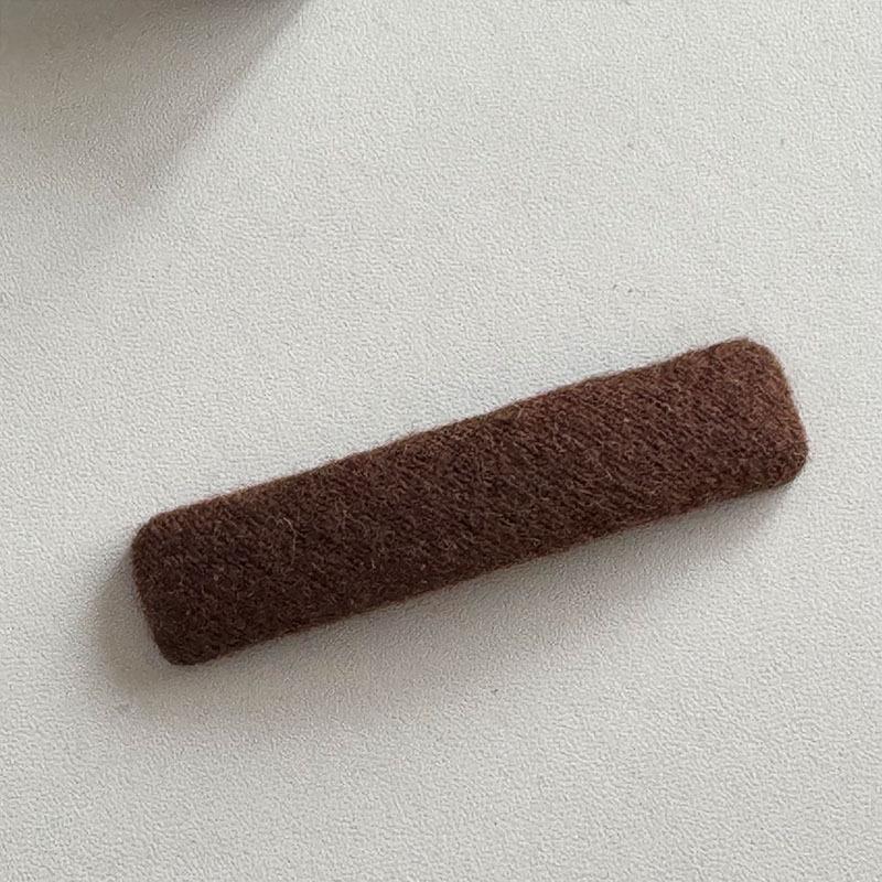Popular Niche Design New BB Clip Fabric Autumn and Winter Hair Clip Top Broken Hair Flowing Sea Clips Back Simple Headpiece