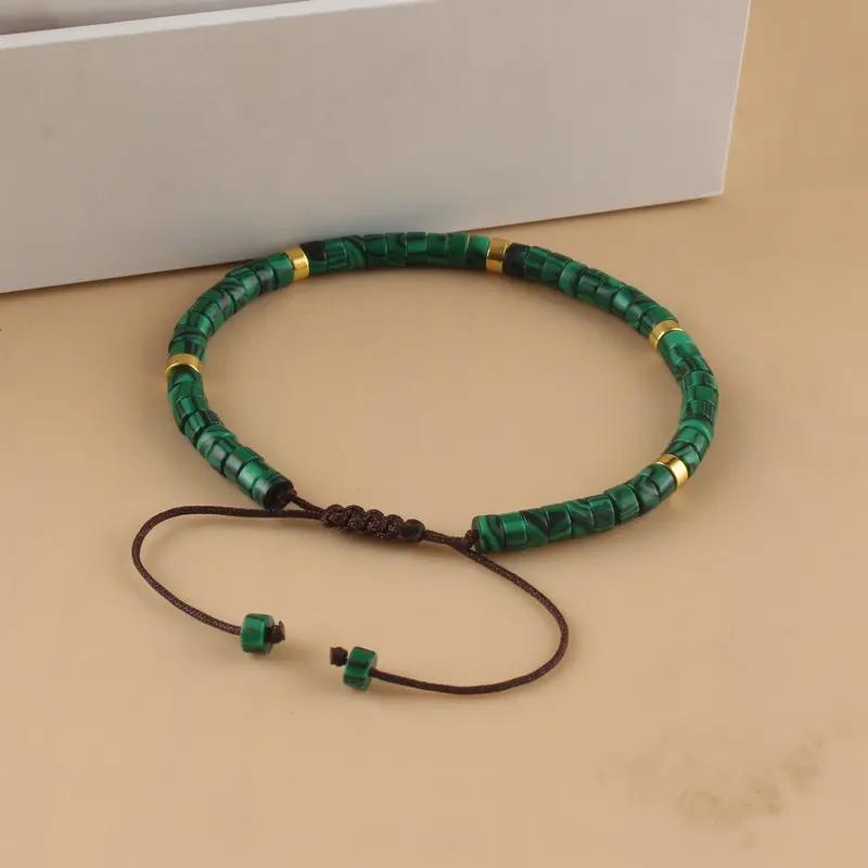 

Богемский браслет из натуральных малахитовых бусин, ручной работы, регулируемый, подходит для повседневной носки и в качестве праздничного подарка зелёный