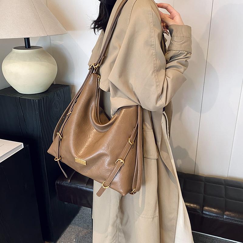 Simple Casual Backpack Bag Women's New Autumn and Winter Retro Fashion Shoulder Bag Large Capacity Commuter Tote Bag